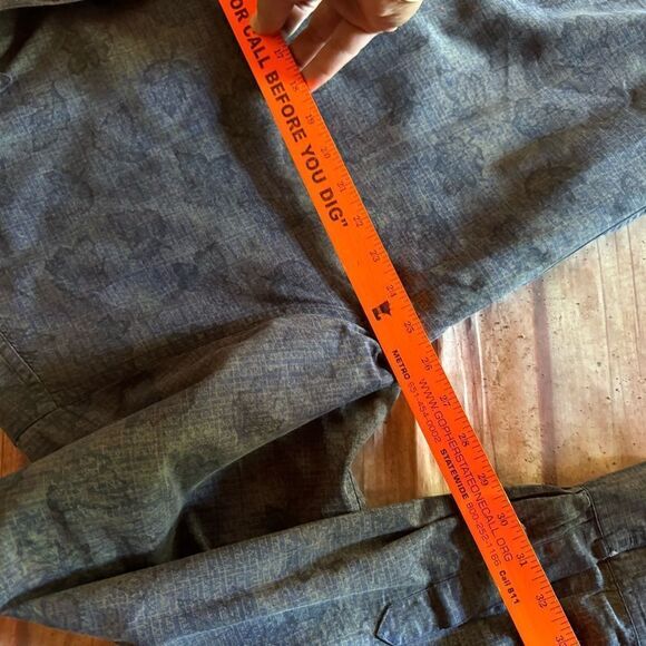 Vintage Chaps Ralph Lauren Leaves Shirt - Picture 7 of 7